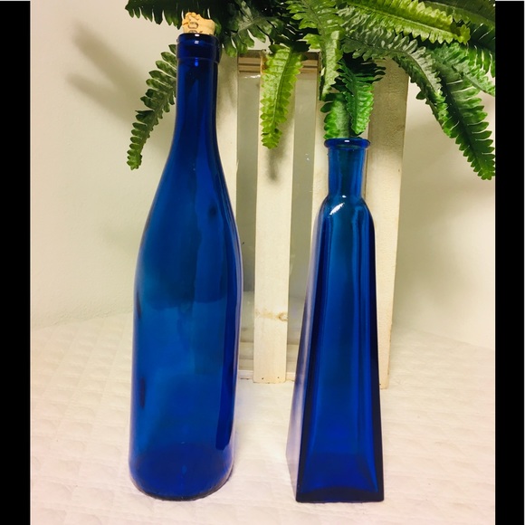 Other - 🦋COBALT BLUE WINE BOTTLE And VASE Duo